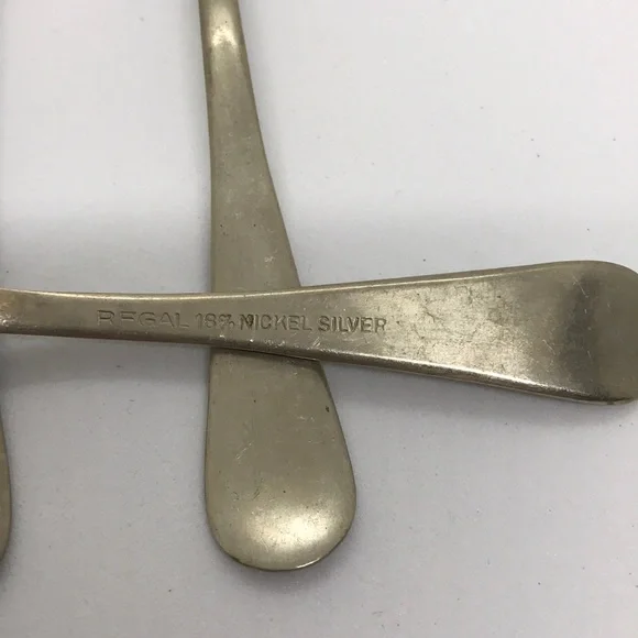 Collection of 8 Small Vintage Spoons + Special Bundle Offer - Picture 5 of 5